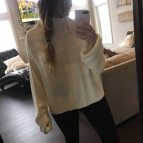 oversize Jessica simpson sweater - Picture 3 of 3